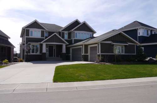 Acadia Calgary Homes